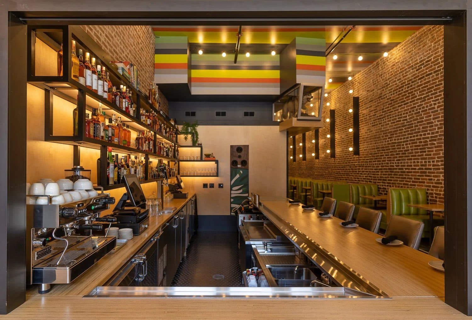 The long bar inside Bar Nico